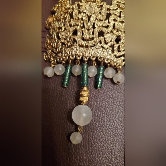 Green Necklace Vintage Avante Garde Statement Unique Design - Picture 14 of 15